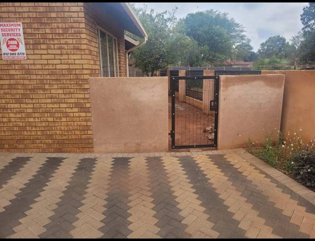 3 BEDROOM HOUSE FOR SALE IN CLARINA